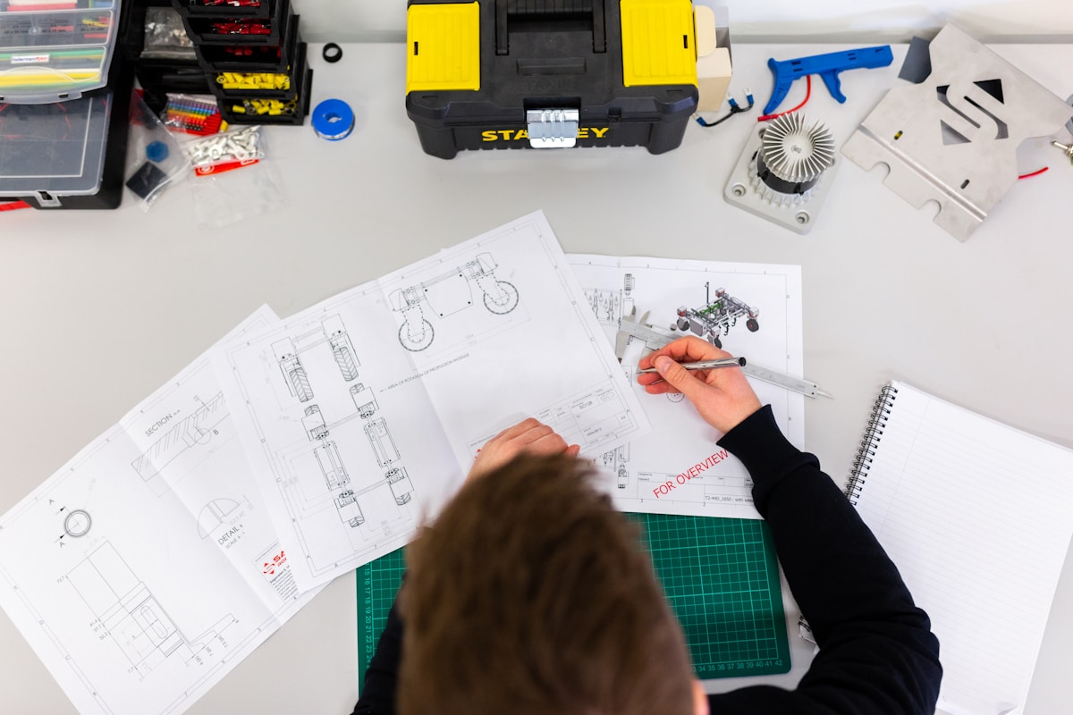 Advanced manufacturing technicians